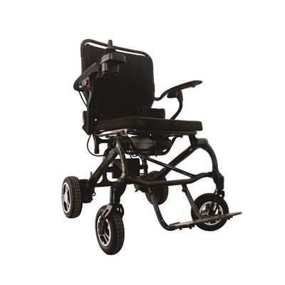 Elektrische rolstoel met koolstofvezel frame en magnesium alloy wielen.